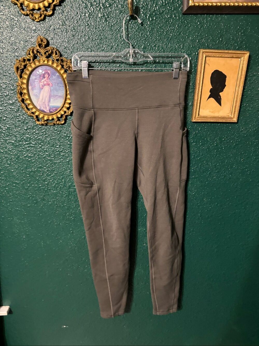 Athleta Altitude Stash Tight In Polartech Powerstretch Green Gray Sz Small